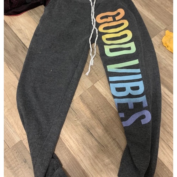 sweatpants - Picture 2 of 3